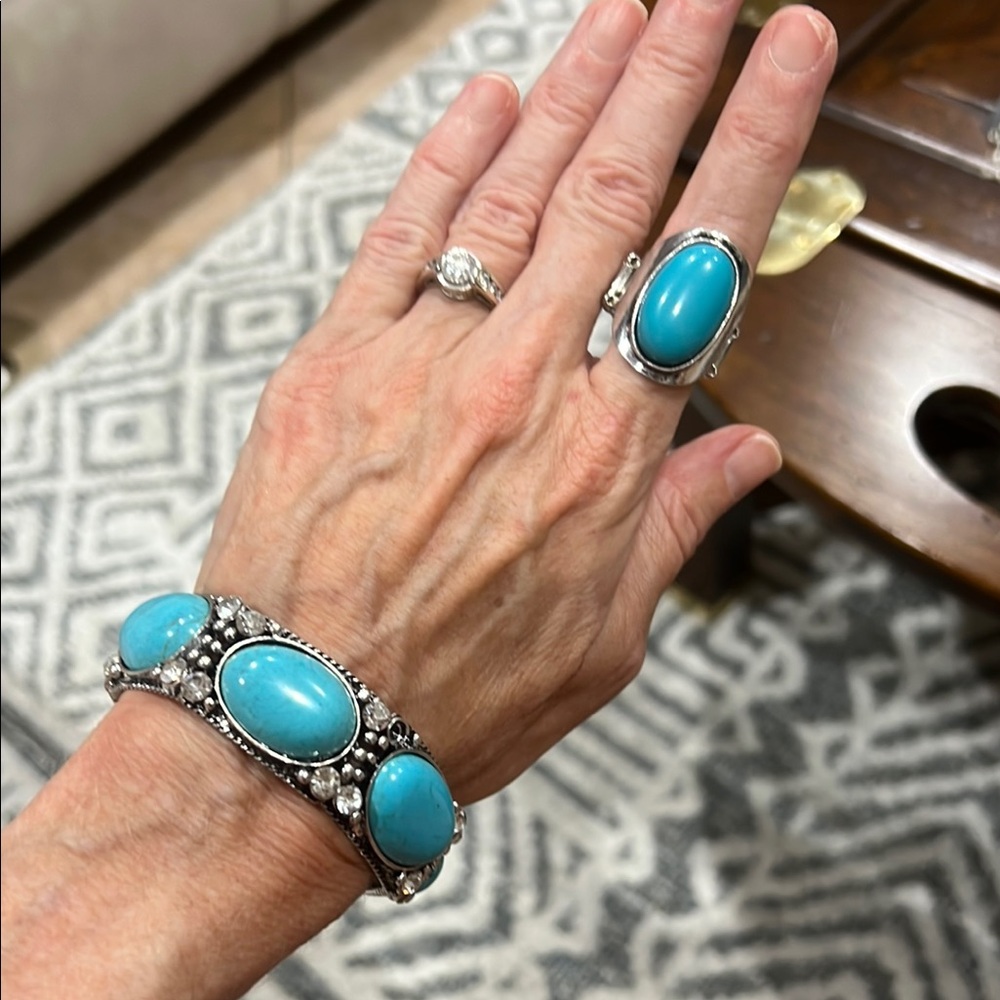 Turquoise and Silver Jewelry Set